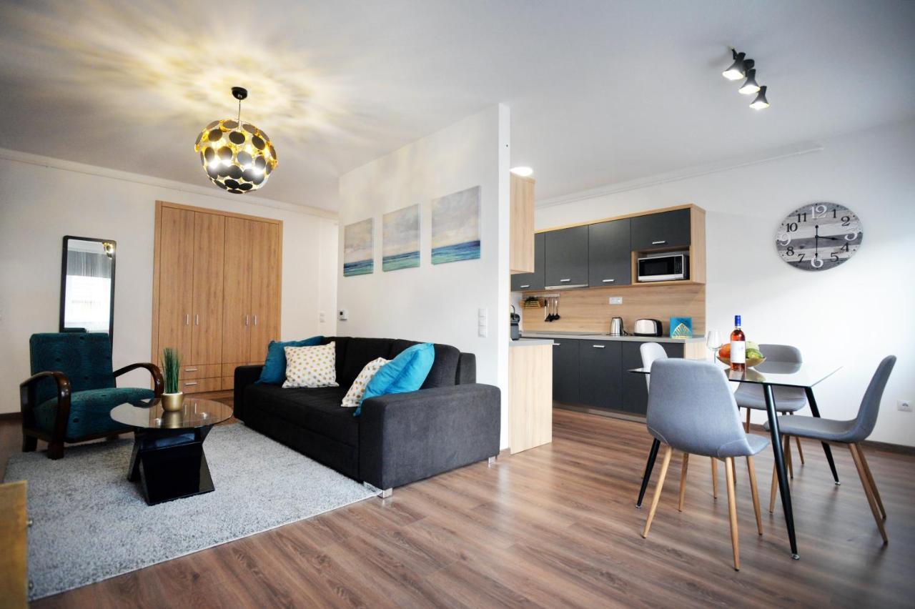 One Luxury Suites Έγκερ Εξωτερικό φωτογραφία